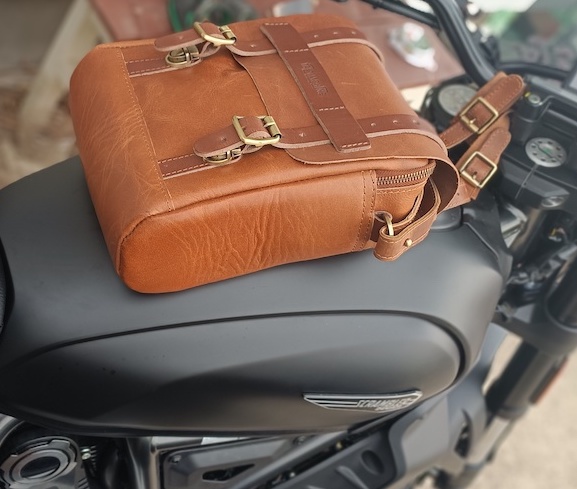 トリップマシン バイクバッグレビュー