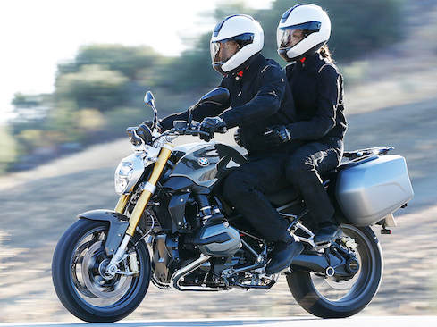 バイク趣味　彼女　