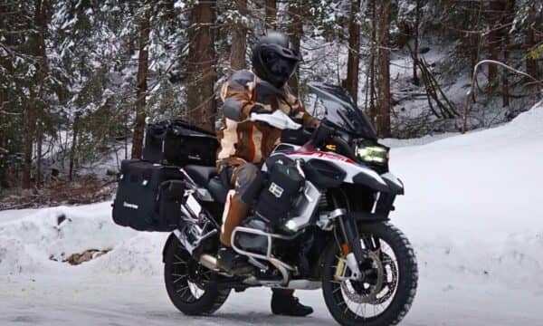 アドベンチャーバイク冬の防寒ジャケットおすすめ