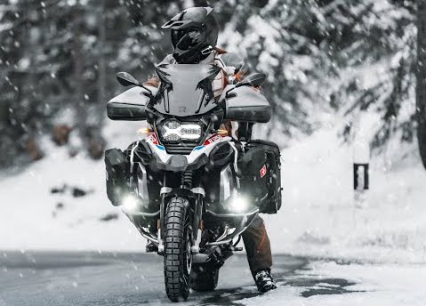 アドベンチャーバイクの冬のジャケットはどんジャケット?