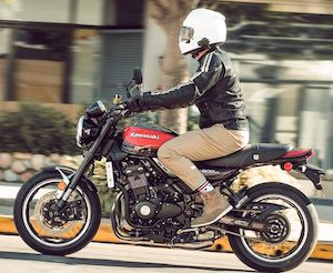Z900RSダサい服装